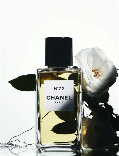 Chanel N022