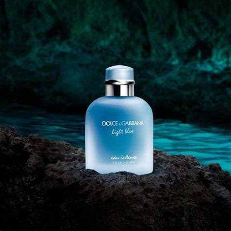 Light Blue Eau Intense Pour Homme
