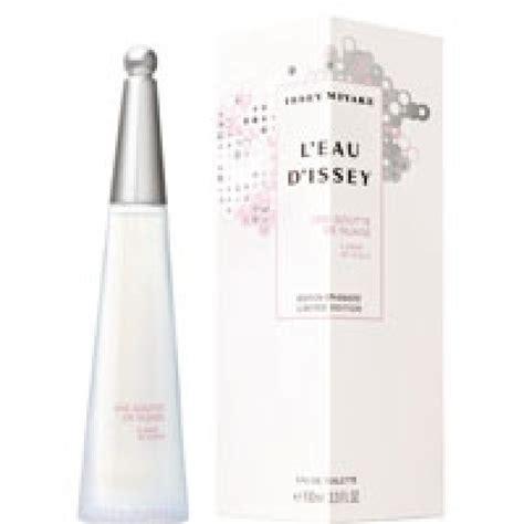 L Eau D Issey Une Goutte De Nuage